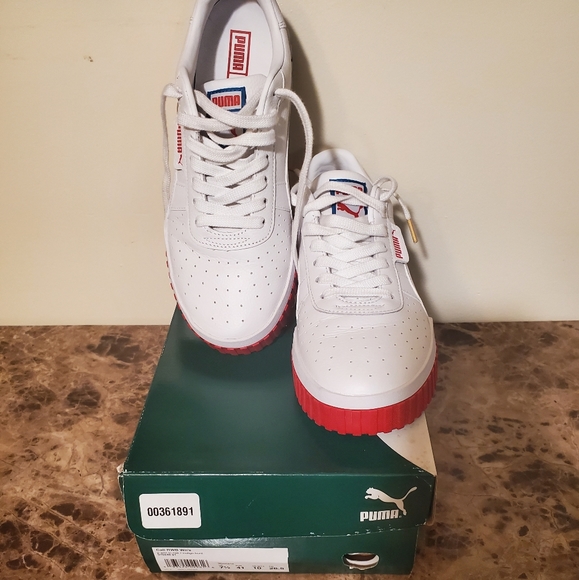 Puma - Picture 5 of 6